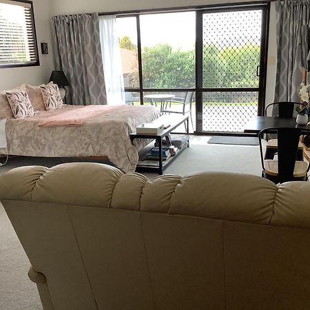 Botanical Haven Bed and Breakfast Tauranga Exteriör bild